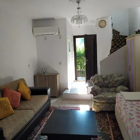 In Front Of Seaside Area Of Comfort In Your Garden Apartament *
